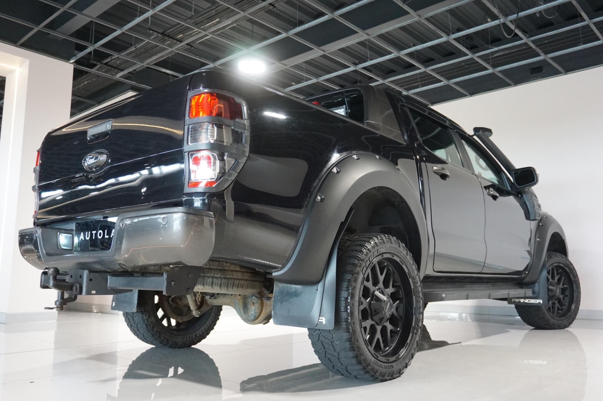 Ford Ranger 3.2 TDCi Wildtrak Pickup Double Cab 4dr Diesel Auto 4WD Euro 5 (200 ps)